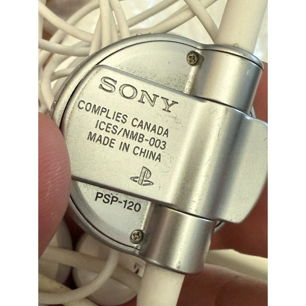 Sony PSP-120 Original Remote Control Earphone Adaptor Connector And Head Phones